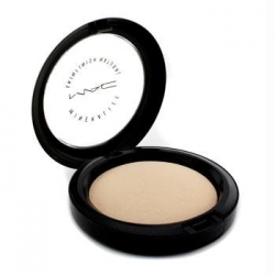 Pudry tuhé MAC Mineralize Skinfinish Natural