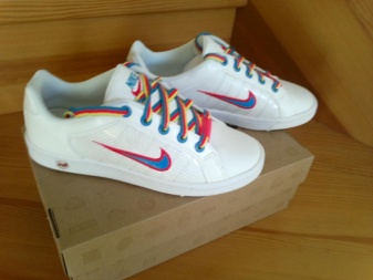 B�l� botasky Nike