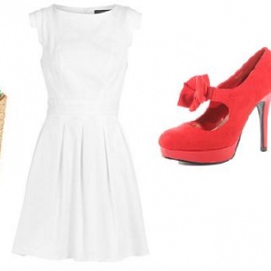 

Jedny šaty – tři různé looky