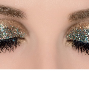 Třpytivé oční stíny