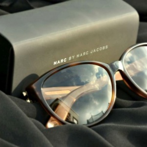 Zlaté překvapení od Marc Jacobs - černým brýlím odzvonilo