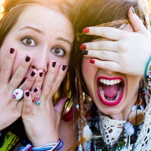 Co si obléct na letní festival 
