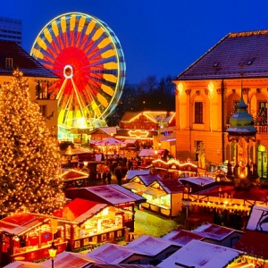 Kam se vypravit na lyžování, adventní trhy nebo eurovíkend? Jeďte do Rakouska