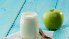 Jablko s mlékem oživí unavenou pleť