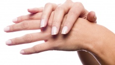 Prevence proti stařeckým skvrnám na rukou