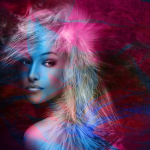 Nový hit – vlasy, které ve tmě svítí