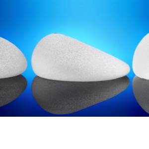 Silikon a prsní implantáty pohledem odborníka