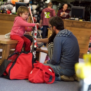 Když lyže, tak jedině z automatu