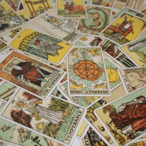 Chodíte ke kartářce? Karty za vás nerozhodnou