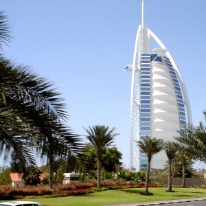 Dubaj je zárukou teplého počasí po celý rok. Kdy se vydat na dovolenou do Emirátů?