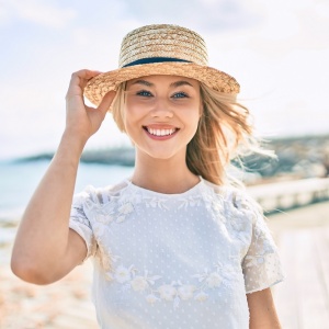 Proč při balení na dovolenou nezapomenout na kontaktní čočky