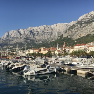 Dovolená mezi horami a Jadranem. Letošní prázdniny na Makarské!
