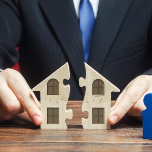 Spoluvlastník nemovitosti v exekuci: Co teď?