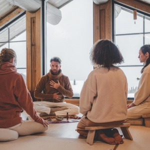 Propojení těla a mysli pomocí jógy a meditace