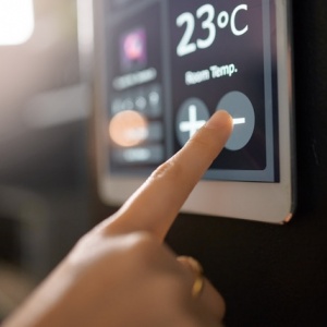 Chytrý termostat je cesta k nižším účtům i kvalitnějšímu spánku