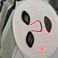 LumenLuxe LED Maska LumenLuxe