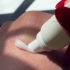 Péče o oční okolí Avon Rozjasňující oční krém s C komplexem - obrázek 3