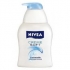Gely a mýdla Nivea Creme Soft krémové tekuté mýdlo - obrázek 2