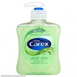 Gely a mýdla antibakteriálne tekuté mydlo s Aloe Vera - velký obrázek