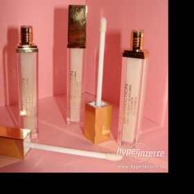 Kosmetické přípravky na zvětšení rtů