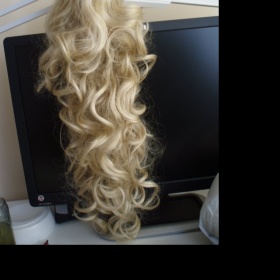 Příčesky na skřipci