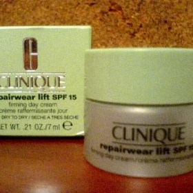 Clinique Repairwear Day SPF 15 Intensive Cream