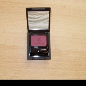 Stíny SISLEY odstín 11Burgundy - nové, nepoužité
