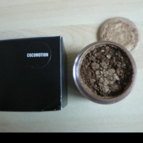 Odsypek MAC pigment Cocomotion