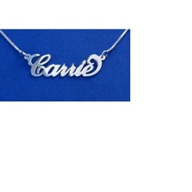 Řetízek jako Carrie ze seriálu Sex ve měste