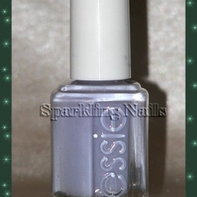 ESSIE Looking for love lak na nehty