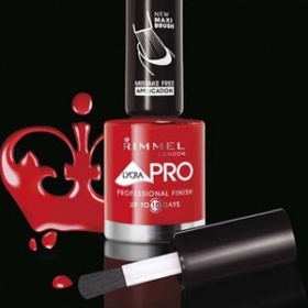 Laky na nehty s velkým plochým štětečkem