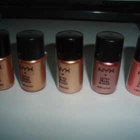 Pigmenty Nyx - zlatavé odstíny