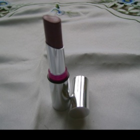 Rtěnka Loreal - foto č. 1