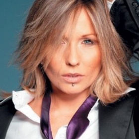 Piercing do brady - pecička