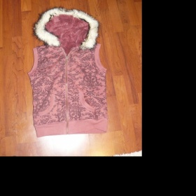 Oboustranná vesta s kožíškem vel. M