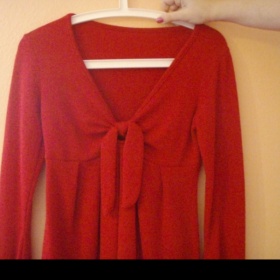 Těhotenský svetřík