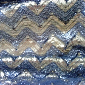 Černo-zlatý vlnkovaný šátek - foto č. 1