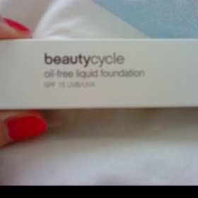 Tekutý make-up beautycycle, odstín deep 30