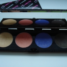 MAC Hello Kitty Lucky Tom paletka