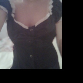 Černá blůzka ve stylu Carmen