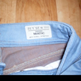 Světle modré Diesel jeans Matic, wash 008LL stretch - foto č. 1