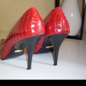 Rudé kroko lodičky Deichmann kolekce Catwalk