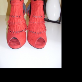 Rudé semišové střevíčky F & F