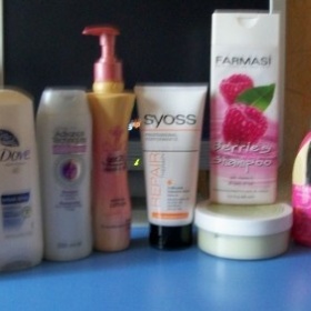 Mix kosmetiky na suché,poškozené vlasy