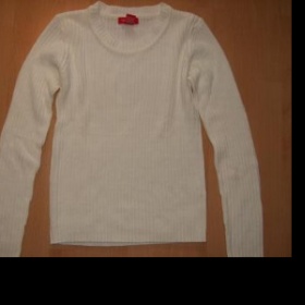 Bílý  svetr Kenvelo