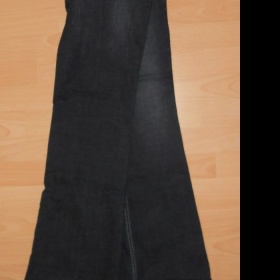 Tmavě modré rifle zn.Orsay