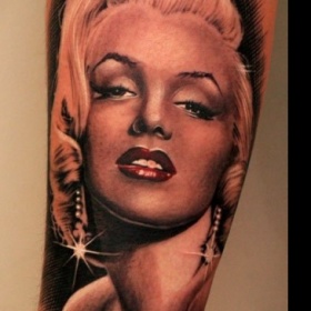 Rozsáhlé tetování