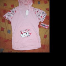Růžové tričko s obrázkem kočičky - foto č. 1