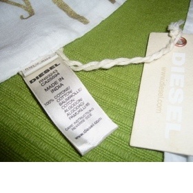 Krémový šál Diesel