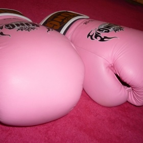 Růžové boxerské kožené rukavice Top King - foto č. 1